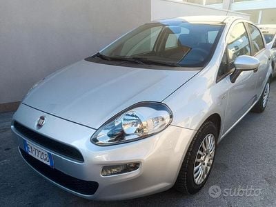 Usata Fiat Punto 69 CV (50 kW) 2014 Grigio Utilitaria