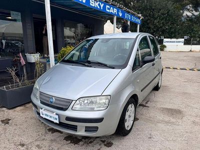 Usata Fiat Idea 80 CV (58 kW) 2006 Grigio Monovolume