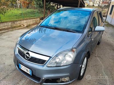 usata Opel Zafira 1.9 CDTI 120CV Cosmo