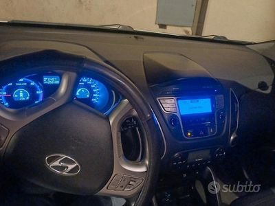 Usata Hyundai ix35 135 CV (99 kW) 2012 Grigio SUV