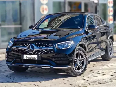 Usata Mercedes GLC300 Premium 245 CV (180 kW) 2021 Nero SUV