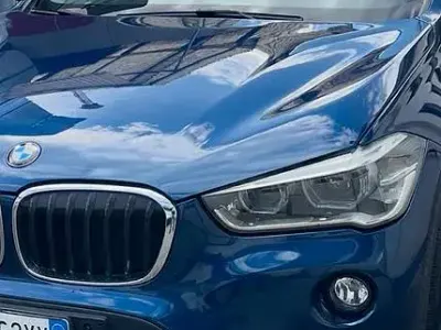 Usata BMW X1 150 CV (110 kW) 2019 Blu SUV
