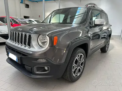 Usata Jeep Renegade Limited 140 CV (102 kW) 2016 Grigio SUV