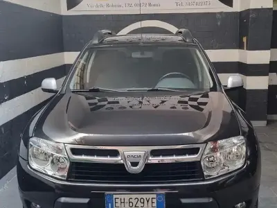 Usata Dacia Duster Lauréate 105 CV (77 kW) 2011 Nero SUV