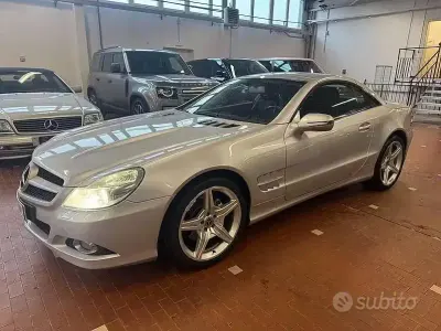Gebraucht Mercedes SL300 316 PS (232 kW) 2011 Grau Cabrio