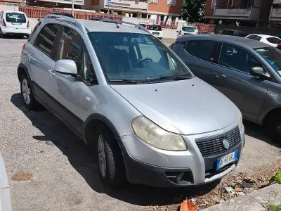 Usata Fiat Sedici 120 CV (88 kW) 2006 Grigio SUV