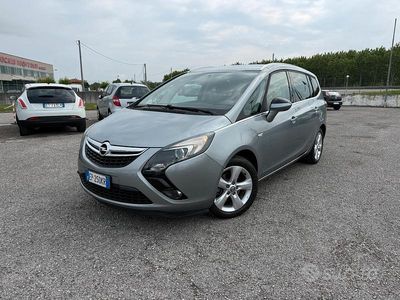 Occasion Opel Zafira Tourer Cosmo 131 ch (96 kW) 2012 Gris Monospace