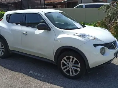 Usata Nissan Juke 110 CV (80 kW) 2011 Bianco SUV