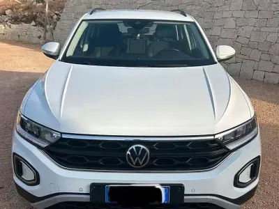 Usata VW T-Roc 150 CV (110 kW) 2022 Bianco SUV