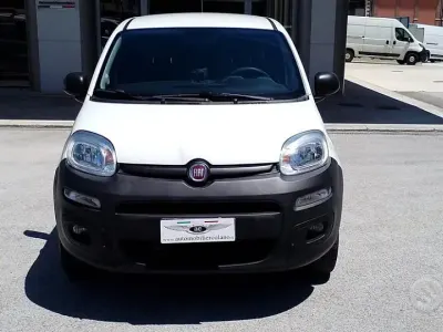 Usata Fiat Panda 4x4 Pop 85 CV (62 kW) 2021 Bianco Utilitaria