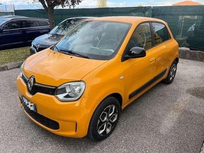 Usata Renault Twingo Equilibre 60 kW (82 CV) 2023 Arancione Utilitaria