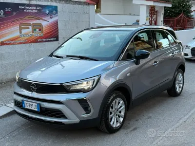 Usata Opel Crossland Elegance 120 CV (88 kW) 2021 Grigio SUV