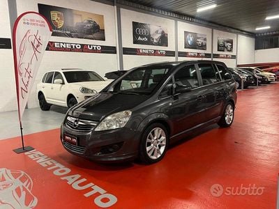 Usata Opel Zafira Cosmo 120 CV (88 kW) 2008 Grigio Monovolume
