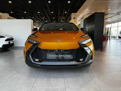 Usata Toyota C-HR Lounge 163 CV (119 kW) 2024 Altro SUV