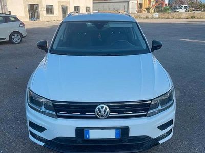 Gebraucht VW Tiguan Business 150 PS (110 kW) 2018 Weiß SUV