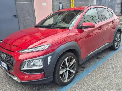 Usata Hyundai Kona Xpossible 120 CV (88 kW) 2018 Rosso SUV