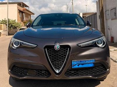 Usata Alfa Romeo Stelvio Tech Edition 210 CV (154 kW) 2019 Grigio SUV