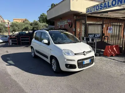 Usata Fiat Panda Lounge 86 CV (63 kW) 2012 Utilitaria