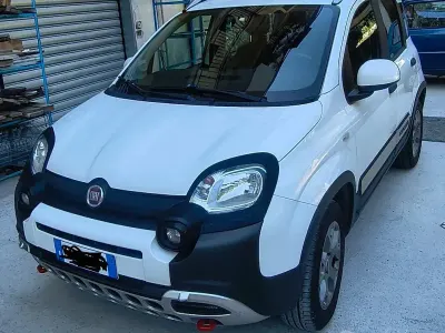 Usata Fiat Panda Cross Cross 95 CV (69 kW) 2017 Bianco Utilitaria