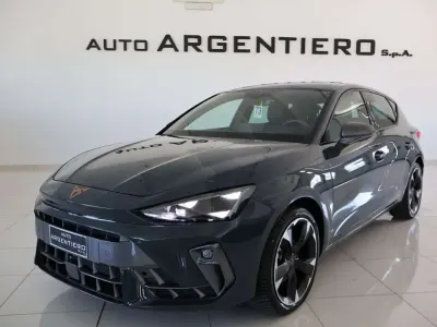 Usata Cupra Leon 150 CV (110 kW) 2025 Fiord blue met Berlina