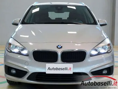 Usata BMW 214 Active Tourer Advantage 116 CV (85 kW) 2017 Argento Monovolume
