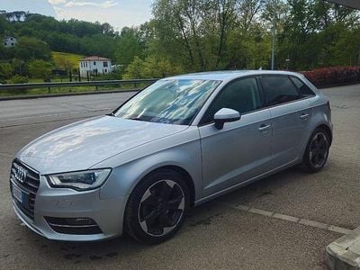Usata Audi A3 Young 110 CV (80 kW) 2015 Berlina