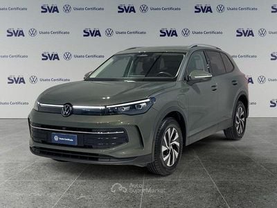 Usata VW Tiguan 204 CV (150 kW) 2025 Verde SUV