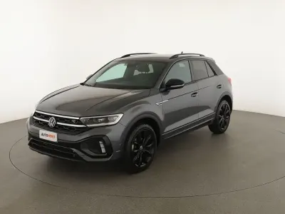 Usata VW T-Roc R-line 150 CV (110 kW) 2023 Grigio SUV