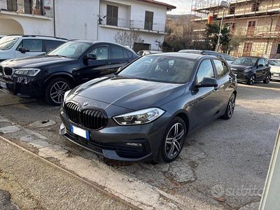 Usata BMW 116 Advantage 116 CV (85 kW) 2020 Grigio Utilitaria