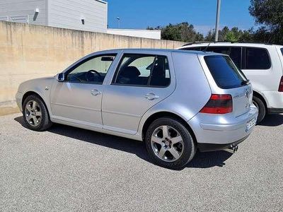 Usata VW Golf IV Highline 110 CV (80 kW) 2001 Berlina