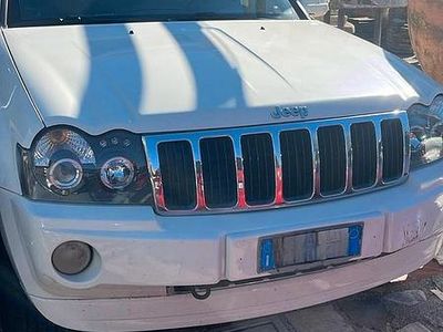 Usata Jeep Cherokee 2005 Bianco SUV