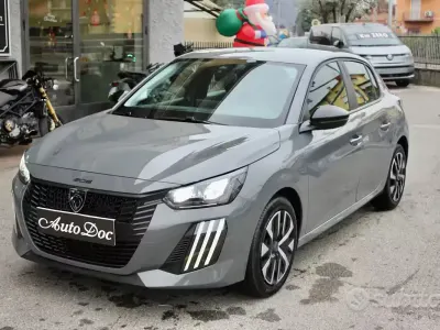 Begagnad Peugeot 208 Allure 101 HK (74 kW) 2025 Grå Halvkombi