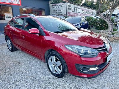 Usata Renault Mégane GrandTour 110 CV (80 kW) 2014 Rosso Station wagon