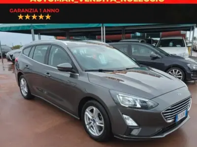 Usata Ford Focus Business Edition 120 CV (88 kW) 2021 Grigio Station wagon