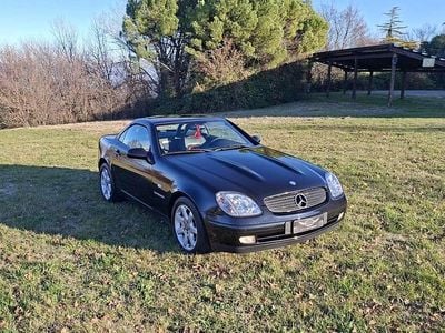 Usata Mercedes SLK230 193 CV (141 kW) 1999 Nero Cabrio