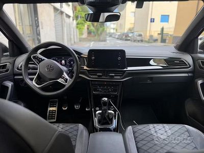 Usata VW T-Roc R-line 2023 Grigio SUV