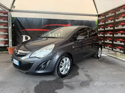 Usata Opel Corsa 86 CV (63 kW) 2011 Grigio Utilitaria