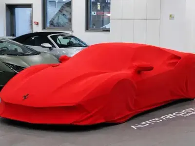 Nuova Ferrari Testarossa 829 CV (609 kW) 2026 Rosso corsa Cabrio