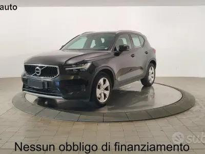 Usata Volvo XC40 Momentum 150 CV (110 kW) 2019 Onyx black metallizzato SUV