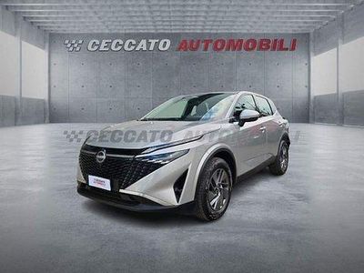 Usado Nissan Qashqai Acenta 140 CV (102 kW) 2025 Gris SUV