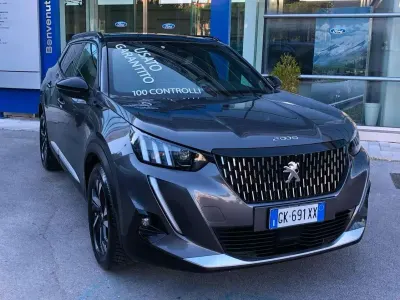 Usata Peugeot 2008 GTi 131 CV (96 kW) 2022 Grigio SUV