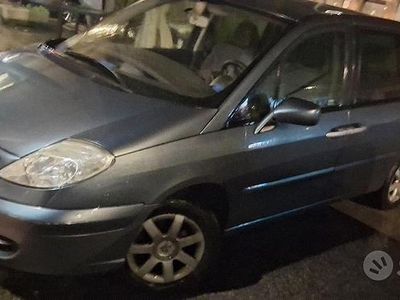 Usata Citroën C8 2006 Blu Monovolume