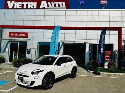 Occasion Fiat 600 Pop 136 ch (100 kW) 2025 Blanc SUV