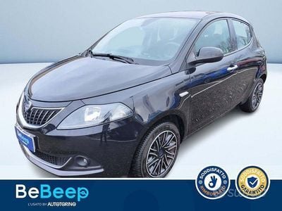 Usata Lancia Ypsilon Gold 70 CV (51 kW) 2022 Nero metallizzato Utilitaria