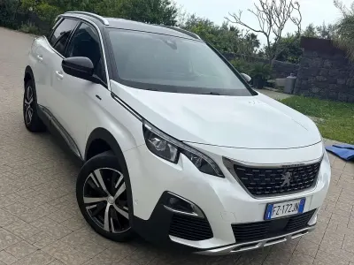 Usata Peugeot 3008 GT-line 131 CV (96 kW) 2020 Bianco SUV