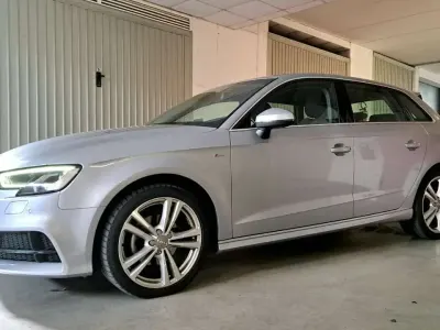 Usata Audi A3 Admired 116 CV (85 kW) 2019 Argento Berlina