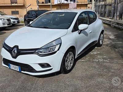 Usata Renault Clio IV Life 75 CV (55 kW) 2019 Bianco Berlina