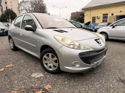 Usata Peugeot 206+ 57 CV (41 kW) 2012 Grigio Utilitaria