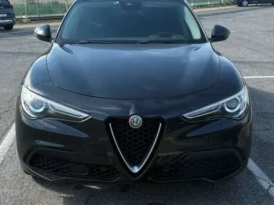 Usata Alfa Romeo Stelvio Tech Edition 160 CV (117 kW) 2019 SUV