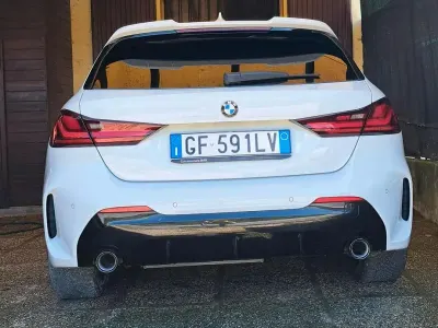 Usata BMW 118 M Sport 150 CV (110 kW) 2021 Bianco Utilitaria